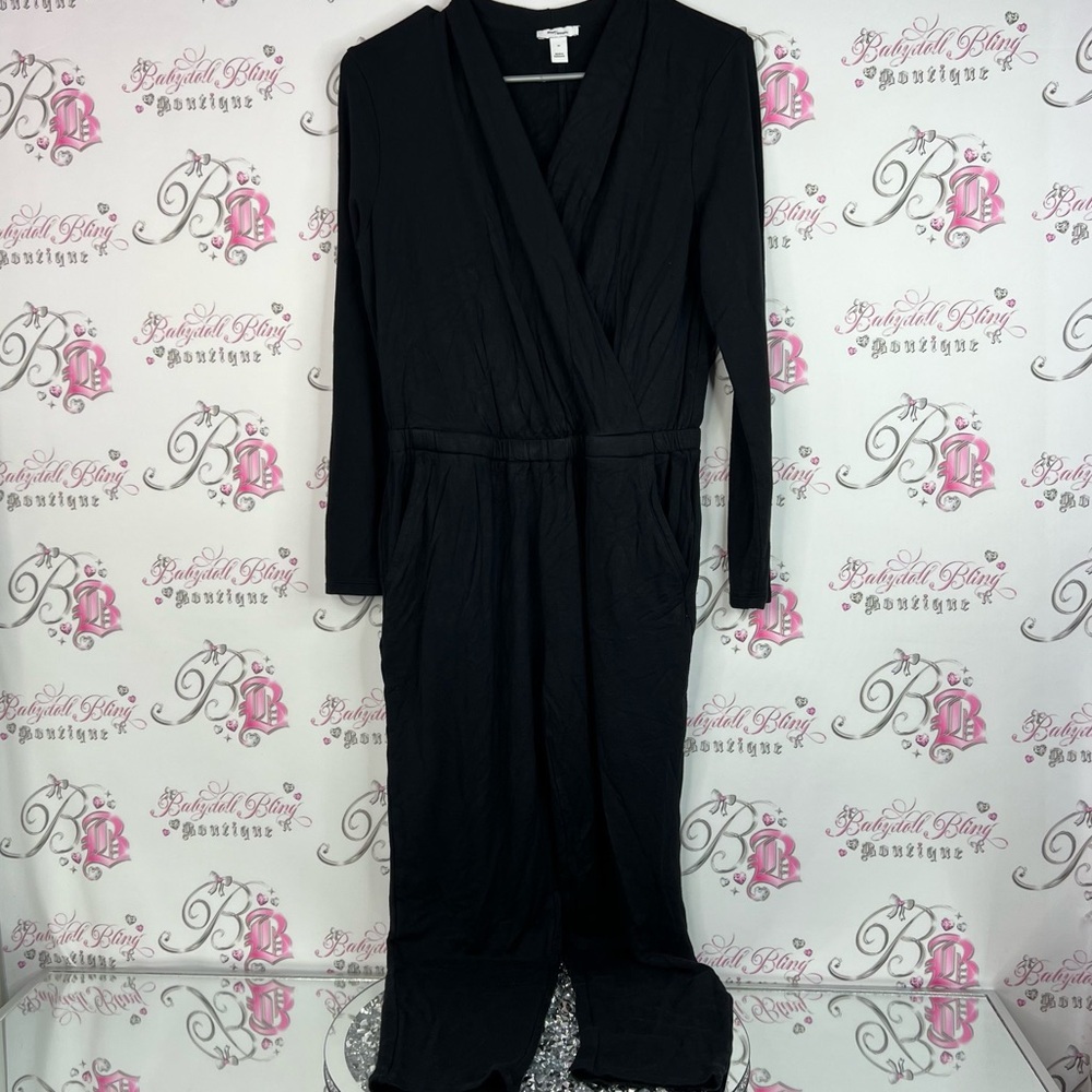Daily Ritual one piece jumper pants suit Vneck stretchy Black onesie